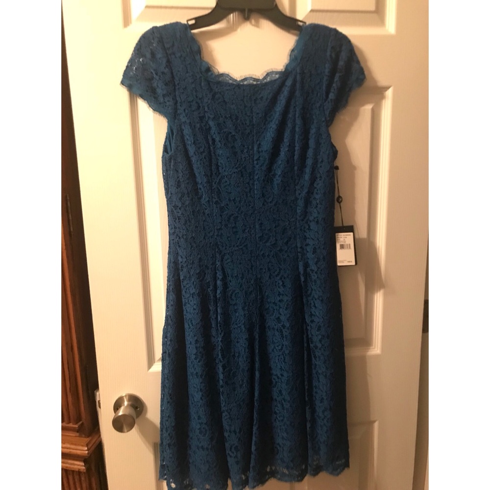 *NWT* Adrianna Papell blue lace dress • size 10